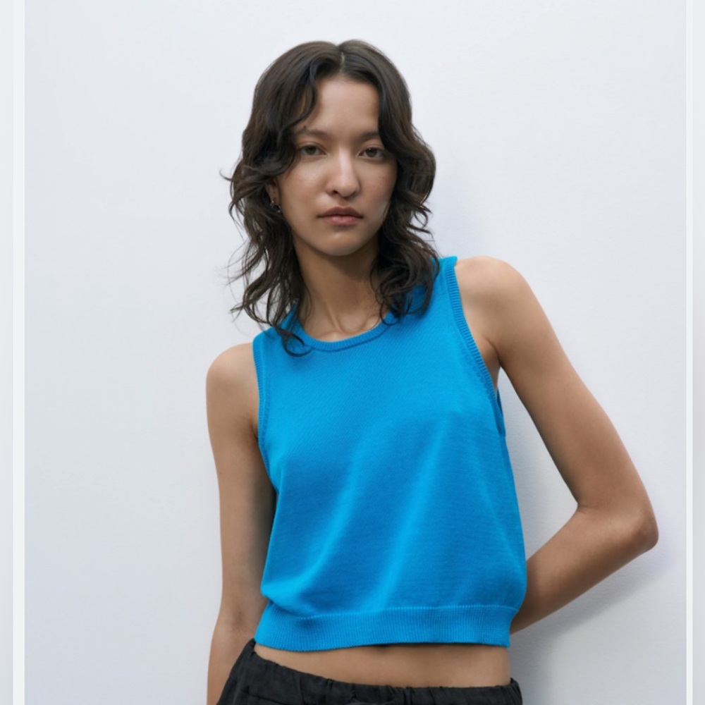 Beautiful NWOT Cordera cropped cotton knit sweater sleeveless tank top